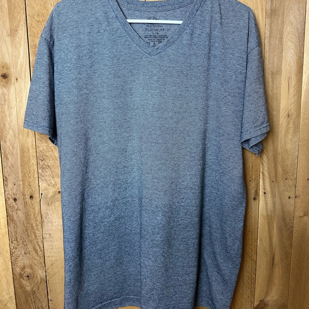 Fruit of the loom classic v neck T-shirt